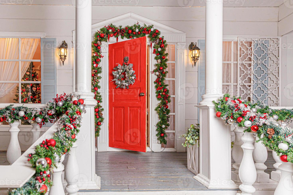 Charming entryway featuring decorative doormat and seasonal decor